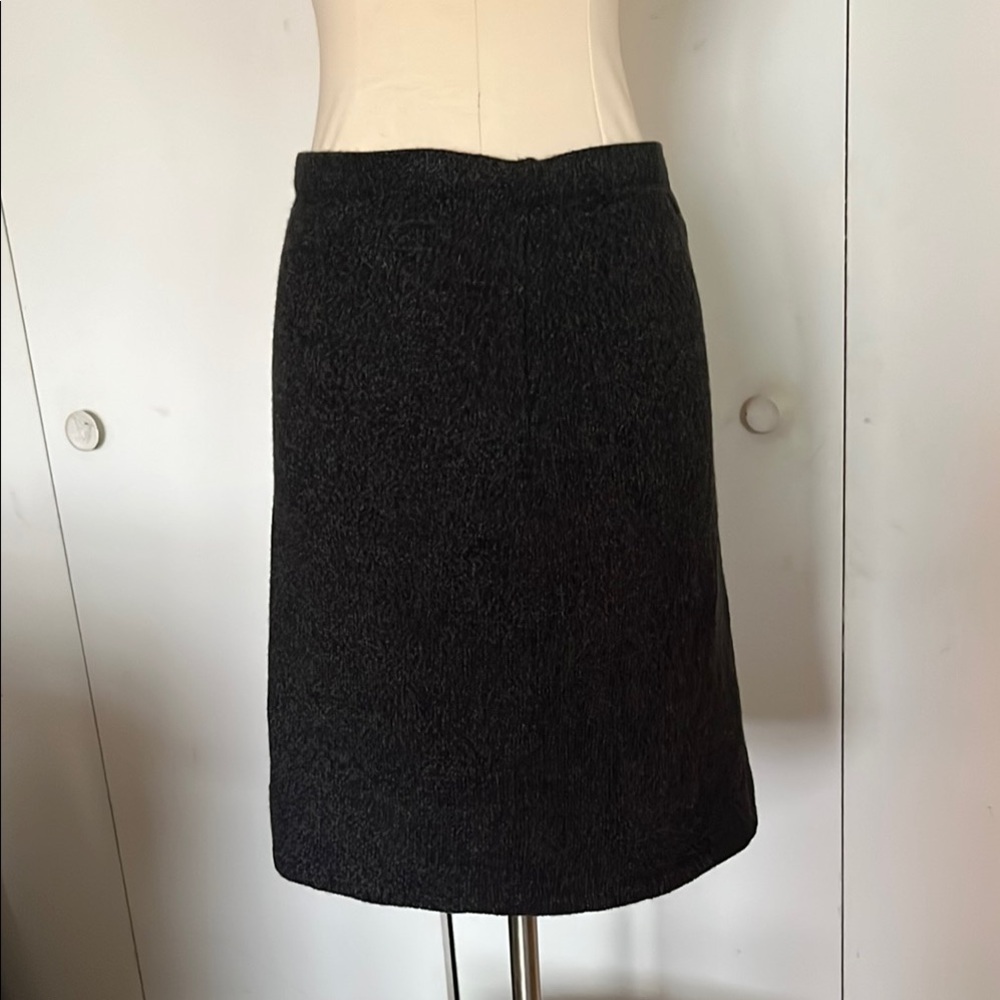 Elegant Black Skirt